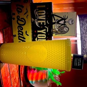 Glow in the Dark Green 24 oz. Starbucks Cold Cup